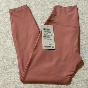 Lululemon HR pant 25”. NWT. 6